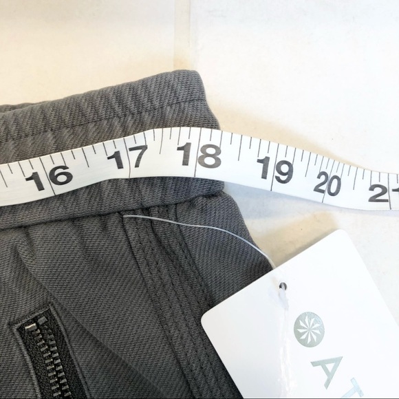 NWT Athleta Farallon Skirt, Grey, Size 14 - Picture 11 of 13